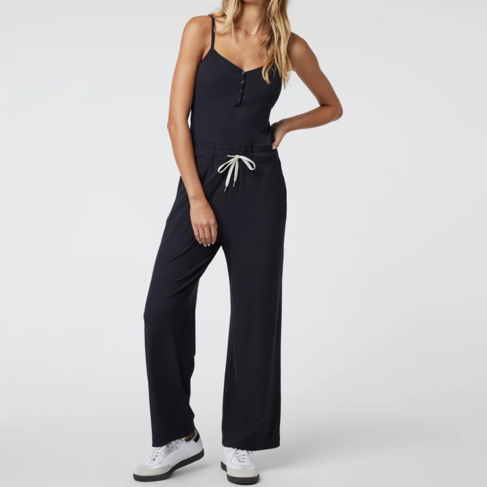 NWT Vuori Pose Henley Jumpsuit